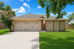 2714 Blue Mist Dr, Sugar Land, TX 77498 - Photo 3