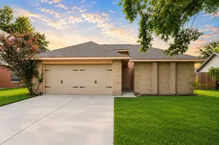 2714 Blue Mist Dr, Sugar Land, TX 77498 - Photo 3