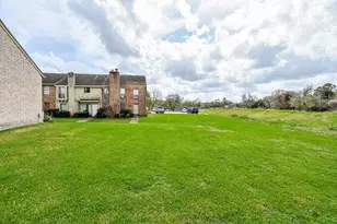 3007 Creekview Dr, Missouri City, TX 77459 - Photo 25