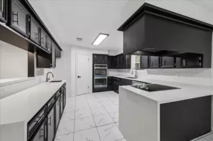 210 Weeping Oak Ln, Spring, TX 77388 - Photo 5