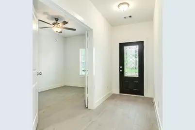 322 Freeman Boulevard, West Columbia, TX 77486 - Photo 5