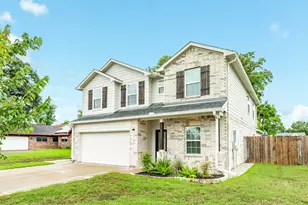 322 Freeman Blvd, West Columbia, TX 77486 - Photo 1