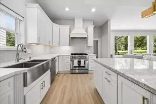 14115 Heatherfield Dr, Houston, TX 77079 - Photo 11