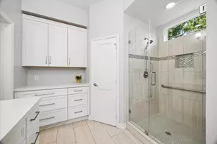 14115 Heatherfield Dr, Houston, TX 77079 - Photo 19