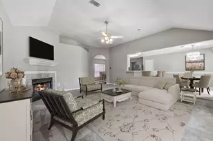 4335 Sugar Bars Dr, Friendswood, TX 77546 - Photo 5
