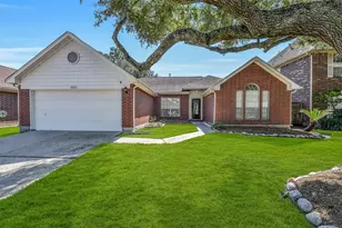 4335 Sugar Bars Dr, Friendswood, TX 77546 - Photo 1