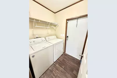 210 Lake Drive, Oyster Creek, TX 77541 - Photo 21