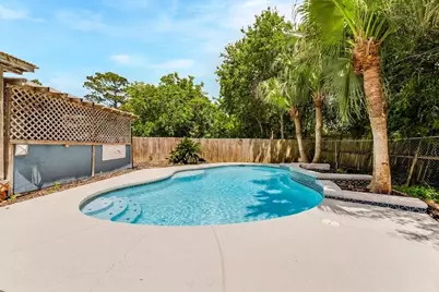 519 Fairfield Street, Shoreacres, TX 77571 - Photo 3