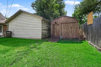 5113 Cottonwood Circle, Dickinson, TX 77539 - Photo 19