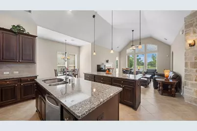 7935 Lake Commons Drive, Rosenberg, TX 77469 - Photo 17