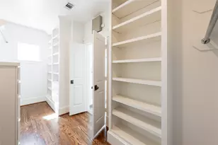 828 E 28th St, Houston, TX 77009 - Photo 33