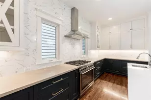 828 E 28th St, Houston, TX 77009 - Photo 11