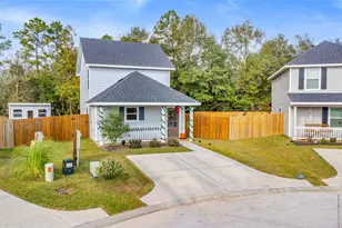 9706 Marie Vlg Ct, Conroe, TX 77306 - Photo 3