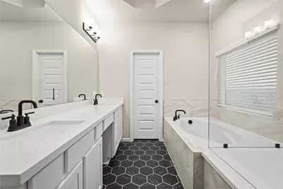 3106 La Rambla Drive, Houston, TX 77047 - Photo 15