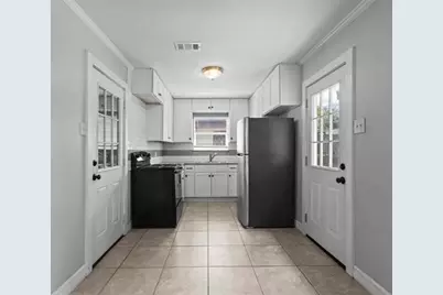 4816 Westmore, Orange, TX 77630 - Photo 9