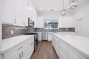 1941 Knoll Square Dr, Houston, TX 77080 - Photo 7