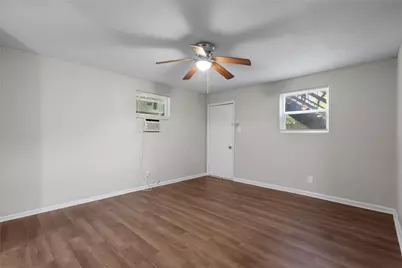 2328 Boss Street #B, La Marque, TX 77568 - Photo 3