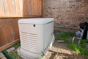 14318 Red Creek Cove Ln, Humble, TX 77396 - Photo 17