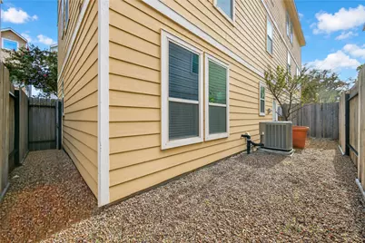 3308 Home Point Drive, Houston, TX 77091 - Photo 27