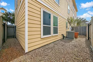 3308 Home Point Dr, Houston, TX 77091 - Photo 27