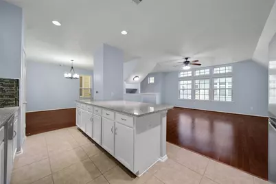 3308 Home Point Drive, Houston, TX 77091 - Photo 9