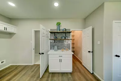 3040 Sweet Gum Bay Court, Dickinson, TX 77539 - Photo 9