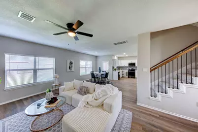 3040 Sweet Gum Bay Court, Dickinson, TX 77539 - Photo 3