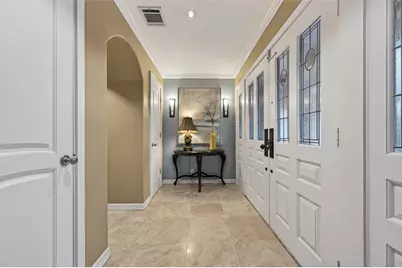 10034 Meadow Lake Lane, Houston, TX 77042 - Photo 3