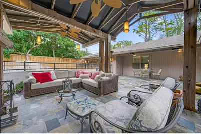 10034 Meadow Lake Lane, Houston, TX 77042 - Photo 43