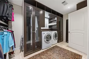 10034 Meadow Lake Ln, Houston, TX 77042 - Photo 27