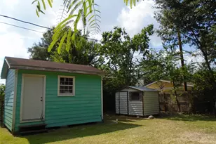 7527 Erath St, Houston, TX 77023 - Photo 21
