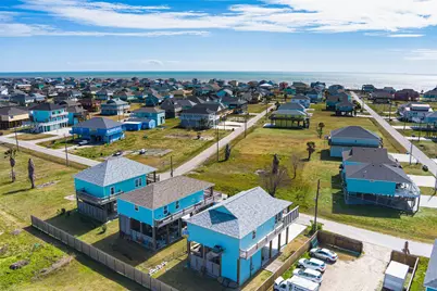 2565 Palm Drive, Crystal Beach, TX 77650 - Photo 33