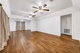 7727 Oak Vista St, Houston, TX 77087 - Photo 7