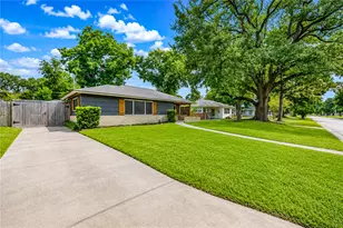 7727 Oak Vista St, Houston, TX 77087 - Photo 3
