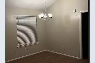 8426 S Meadow Bird Circle, Houston, TX 77489 - Photo 11