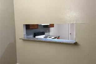 8426 S Meadow Bird Cir, Houston, TX 77489 - Photo 9