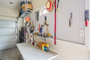 4375 Harvest Ln, Houston, TX 77004 - Photo 37