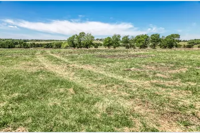 7108 Boehnemann, Brenham, TX 77880 - Photo 7