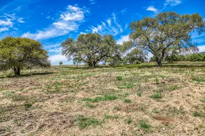 7108 Boehnemann, Brenham, TX 77880 - Photo 19