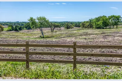 7108 Boehnemann, Brenham, TX 77880 - Photo 5