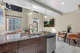 5005 Hidalgo Street St, Houston, TX 77056 - Photo 11