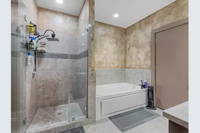 5005 Hidalgo Street Street #613, Houston, TX 77056 - Photo 17