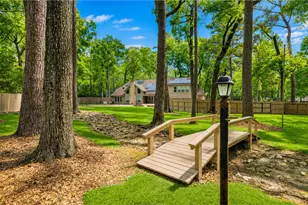 2426 Kings Forest Dr, Kingwood, TX 77339 - Photo 19