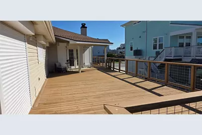 1702 Castaway Street, Tiki Island, TX 77554 - Photo 11