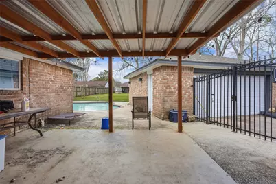 5206 Abercreek Avenue, Friendswood, TX 77546 - Photo 23