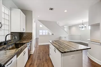 840 W 26th Street, Houston, TX 77008 - Photo 13