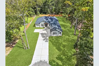 2439 Centurian Circle, New Caney, TX 77357 - Photo 3