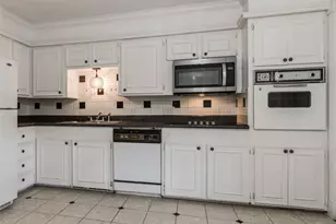 7225 Beechnut St, Houston, TX 77074 - Photo 15