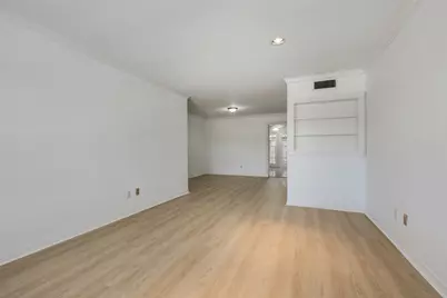 7225 Beechnut Street #D, Houston, TX 77074 - Photo 11