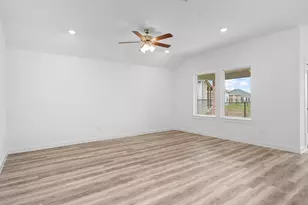 14324 Seagrass Knl Ln, Texas City, TX 77510 - Photo 9